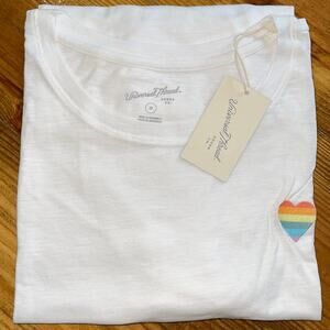 Universal Thread PRIDE Rainbow Heart Short Sleeve T-Shirt NWT Sz 2X